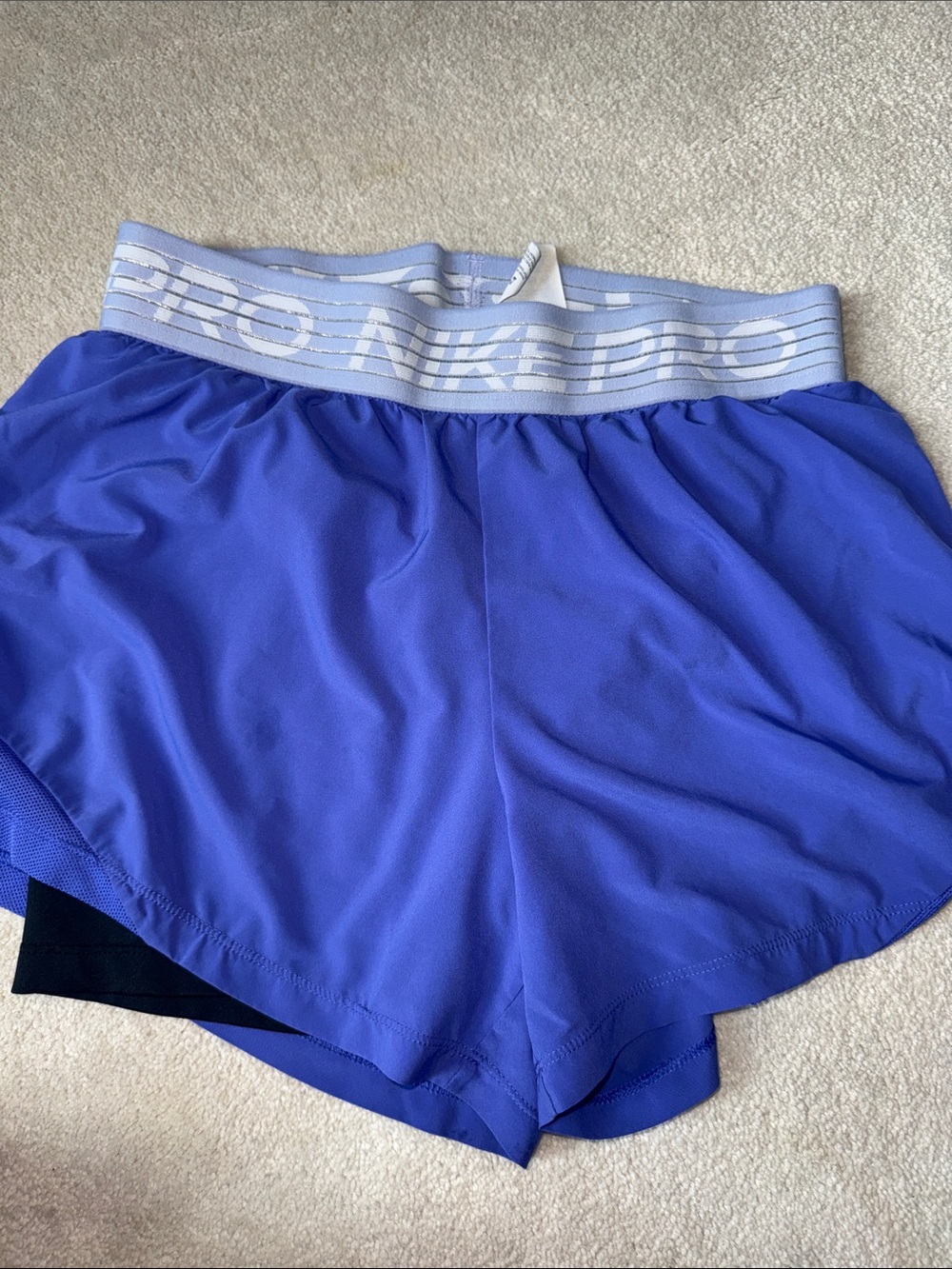Women’s Nike pro shorts